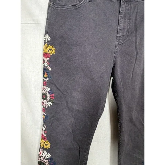 Boden Women's Size 10 Gray Stretch Cotton Floral Embroidered Girlfriend Jeans - Picture 5 of 13